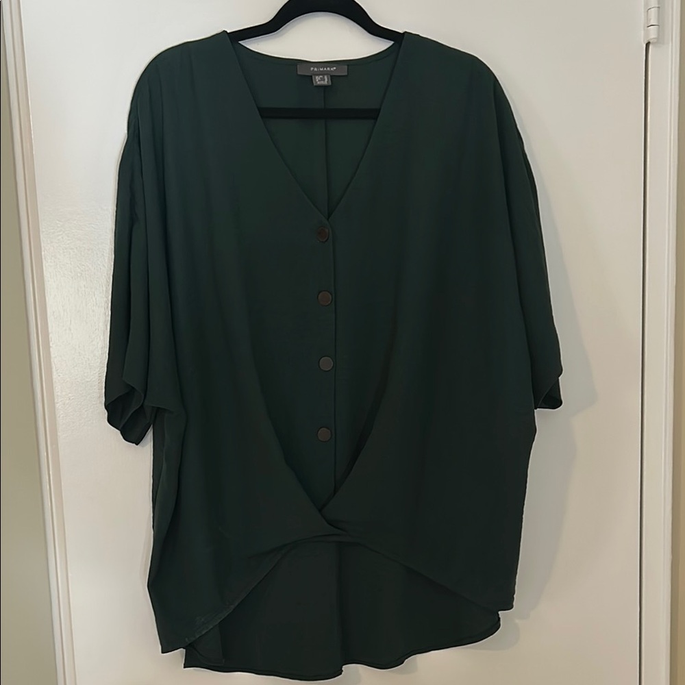 Primark Green 3/4 Sleeve Boxy Blouse